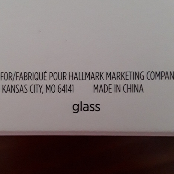 NIB Hallmark Keepsake American Flag Glass Ornament - Picture 14 of 14